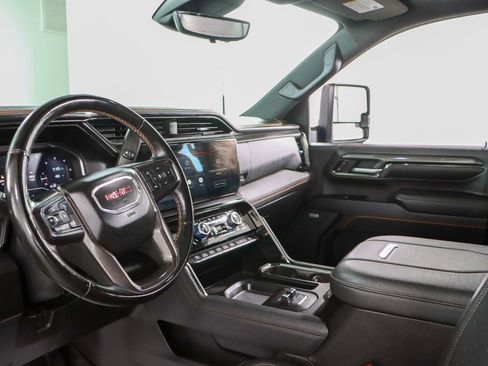 Used 2024 GMC Sierra 2500 AT4 w/ AT4 Premium Plus Package image 27