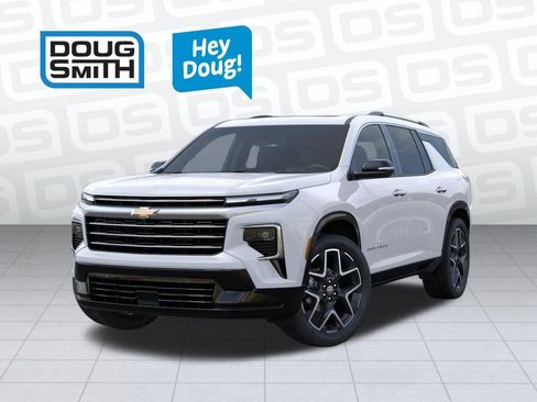 New 2026 Chevrolet Traverse High Country w/ LPO, Floor Liner Package AWD/4WD image 6