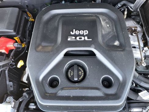 Certified 2022 Jeep Wrangler Unlimited Sahara w/ Safety Group AWD/4WD image 28