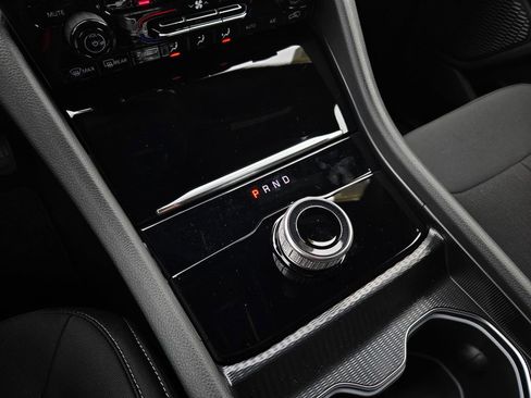 New 2026 Jeep Grand Cherokee L Laredo AWD/4WD image 22