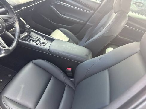 Used 2021 MAZDA MAZDA3 s FWD image 3