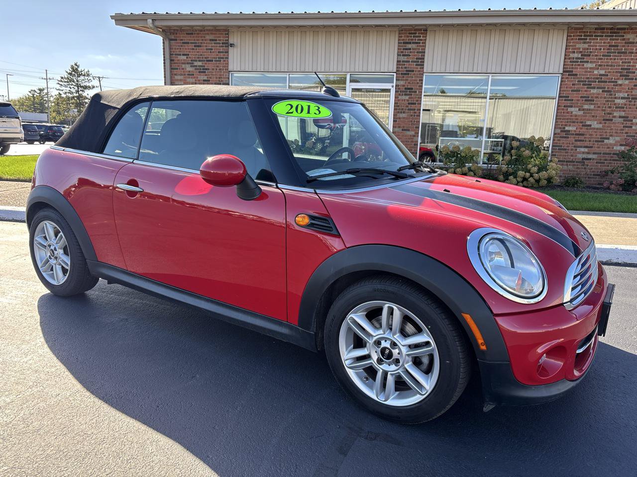 Used 2013 MINI Cooper Convertible FWD image 9