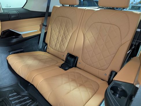 Certified 2023 BMW X7 xDrive40i AWD/4WD image 48