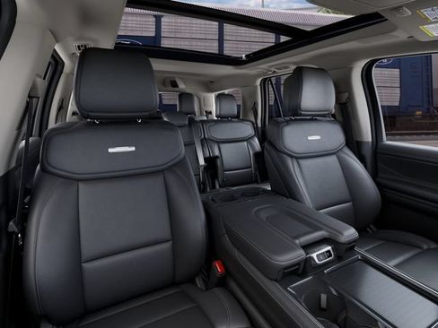 New 2027 Ford Expedition Platinum w/ Driver's Package AWD/4WD image 10