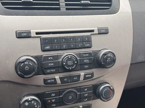 Used 2008 Ford Focus SE image 8