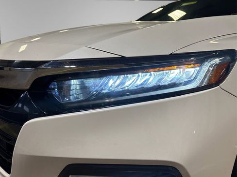 Used 2018 Honda Accord EX-L image 18