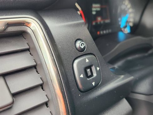 Used 2023 Ford Ranger Lariat w/ Tremor Off-Road Package image 32