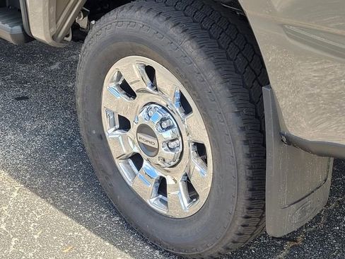 New 2026 Ford F250 Lariat w/ Chrome Package image 5