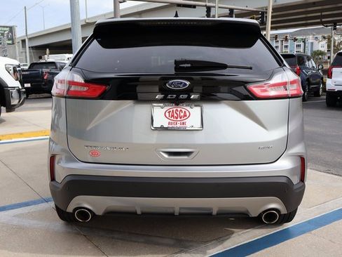 Used 2022 Ford Edge Titanium image 5