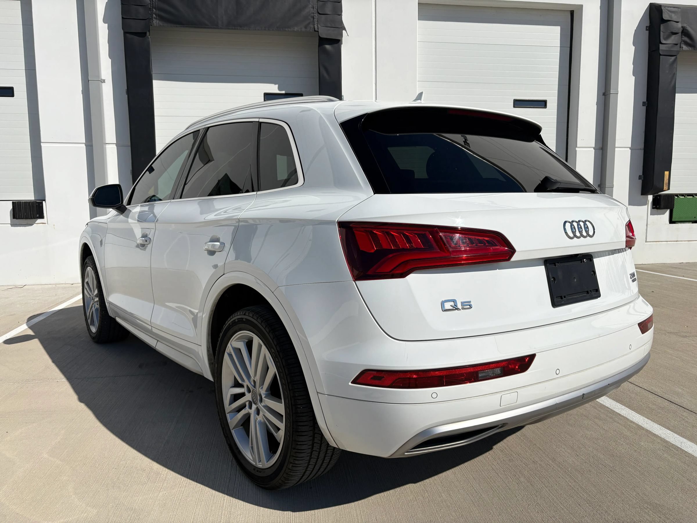 Used 2018 Audi Q5 2.0T Premium Plus w/ Premium Plus Package AWD/4WD image 5