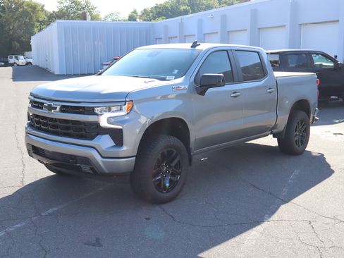Used 2025 Chevrolet Silverado 1500 RST AWD/4WD image 5