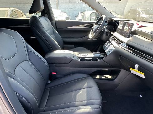 New 2027 INFINITI QX60 Luxe w/ Cargo Package FWD image 13