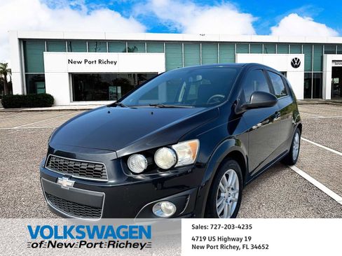 Used 2014 Chevrolet Sonic LT w/ Wheels and Fog Lamp Package FWD image 1