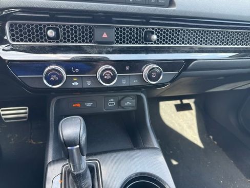 Used 2024 Honda Civic Sport image 12