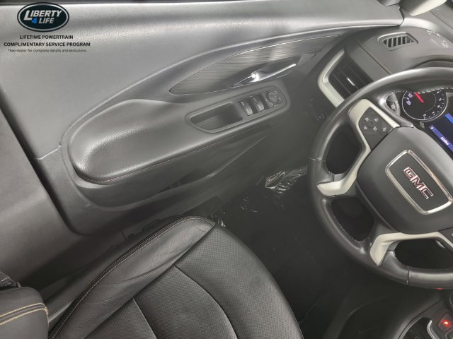 Used 2020 GMC Terrain SLT FWD image 32