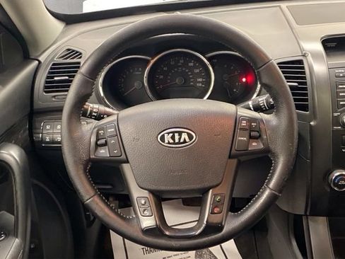 Used 2013 Kia Sorento EX w/ EX V6 Premium Pkg AWD/4WD image 26