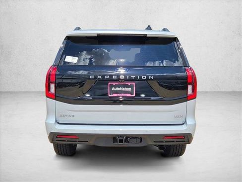 New 2026 Ford Expedition Max Active RWD image 8
