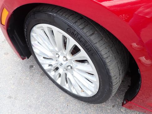 Used 2013 Lincoln MKZ FWD image 13