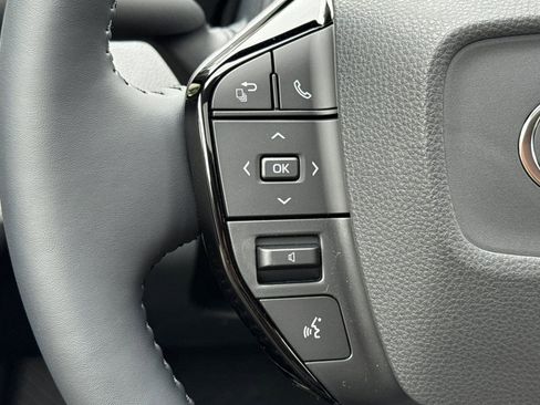 New 2026 Toyota Prius Limited FWD image 29