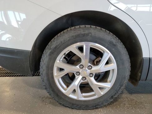Used 2019 Chevrolet Equinox Premier image 10