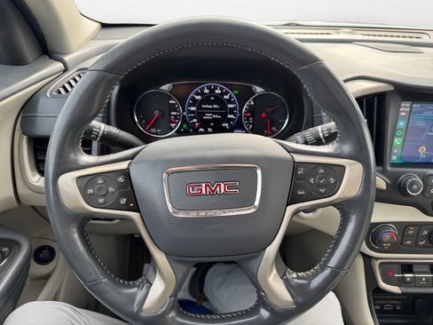 Used 2022 GMC Terrain Denali image 12