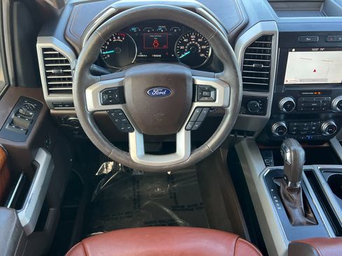 Used 2019 Ford F150 King Ranch w/ Equipment Group 601A Luxury AWD/4WD image 15