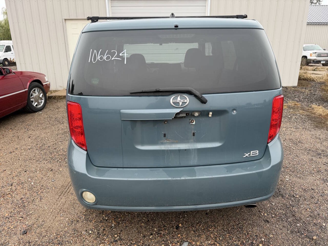 Used 2008 Scion xB FWD image 4
