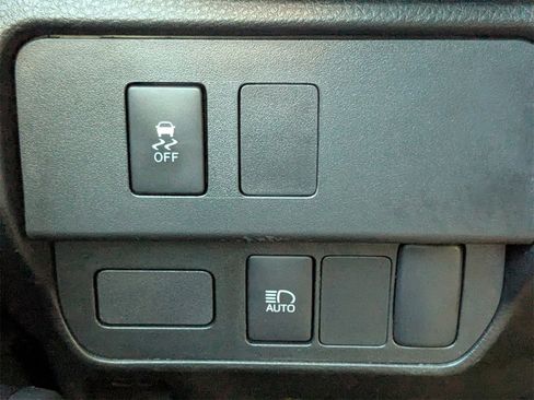 Used 2023 Toyota Tacoma SR image 22