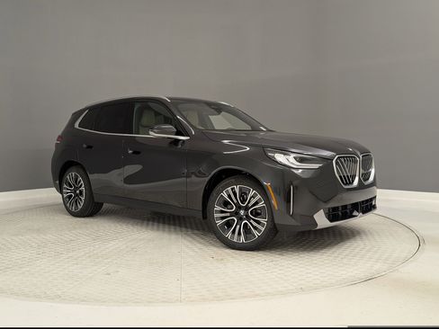 Used 2026 BMW X3 xDrive30i w/ Convenience Package AWD/4WD image 7