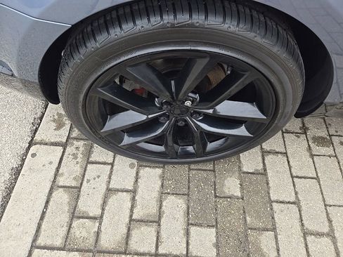 Used 2018 Land Rover Range Rover Sport HSE image 11