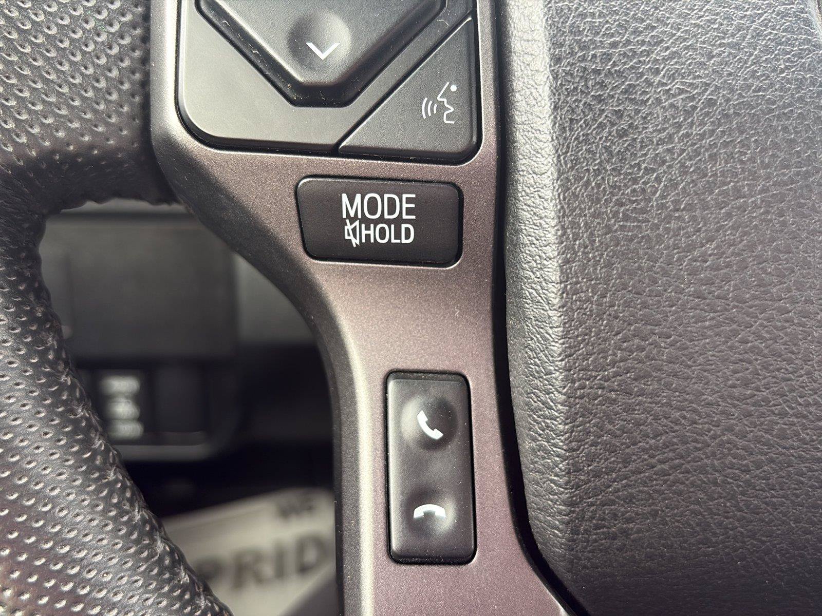 Used 2022 Toyota Tacoma TRD Off-Road AWD/4WD image 48