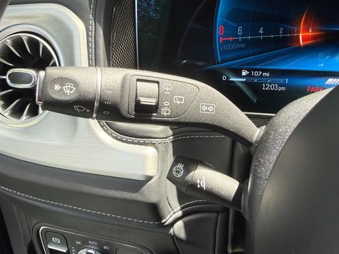 Used 2025 Mercedes-Benz G 63 AMG 4MATIC image 34