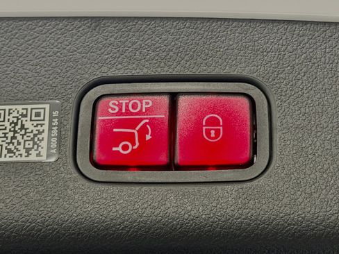 Certified 2024 Mercedes-Benz GLC 43 AMG 4MATIC image 16