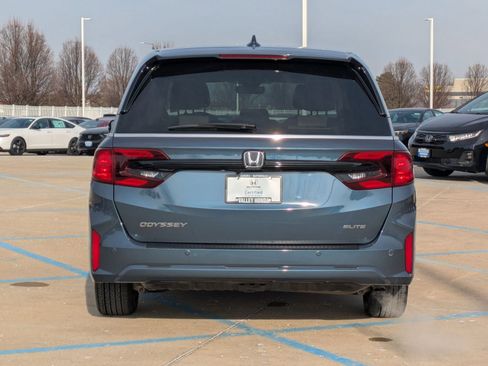 Certified 2025 Honda Odyssey Elite image 7