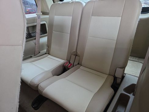 Used 2010 Ford Explorer Eddie Bauer image 24