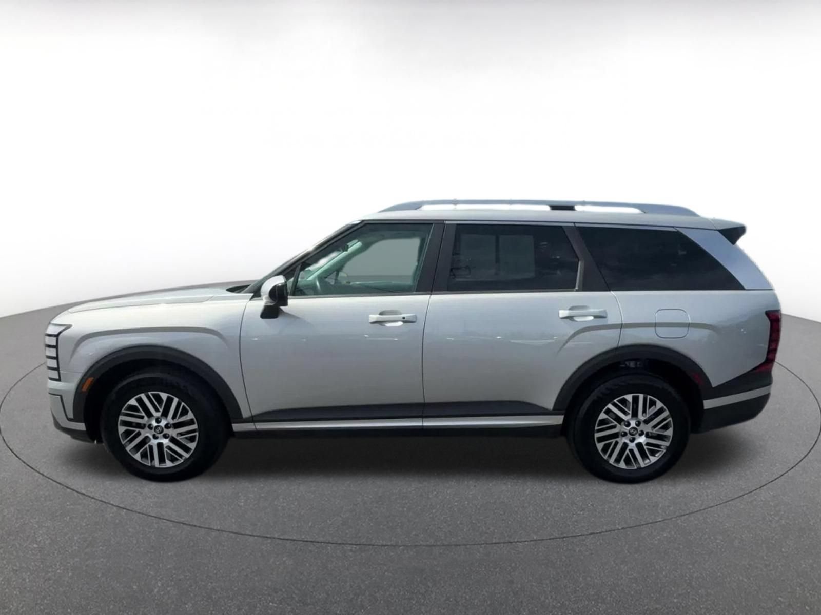 Used 2026 Hyundai Palisade SEL FWD image 8