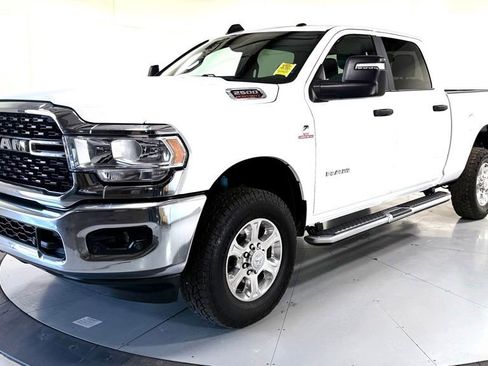 Used 2024 RAM 2500 Big Horn w/ Off Road Package AWD/4WD image 8