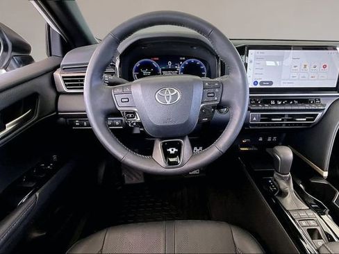 Used 2025 Toyota Camry XSE image 8