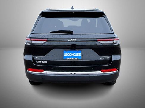 Used 2024 Jeep Grand Cherokee Limited w/ Luxury Tech Group II image 6