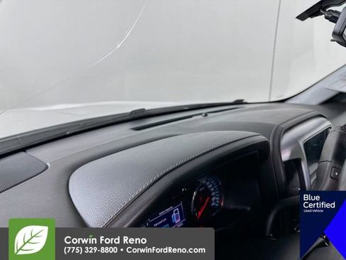 Used 2017 GMC Sierra 1500 SLE w/ SLE Value Package AWD/4WD image 12