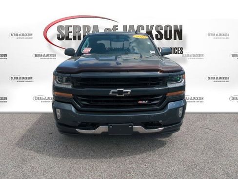 Used 2018 Chevrolet Silverado 1500 LT w/ All Star Edition image 3