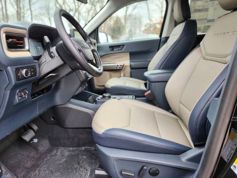 New 2026 Ford Maverick Lariat image 18