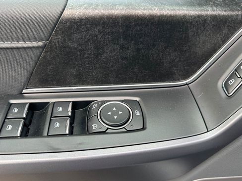 New 2025 Ford F150 Lightning Flash image 8