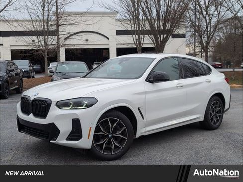 Used 2024 BMW X4 M40i image 1