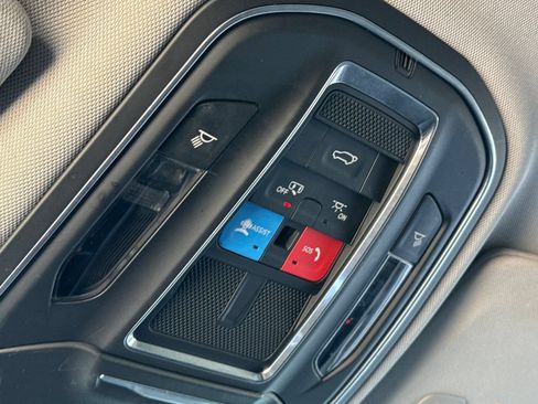 Used 2022 Jeep Grand Cherokee L Limited RWD image 24