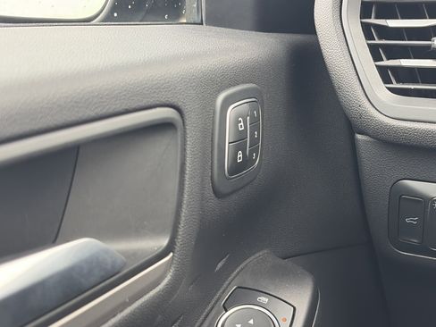 Used 2020 Ford Escape SEL image 29