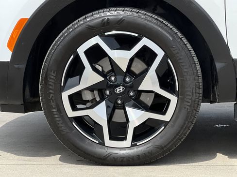 Used 2023 Hyundai Santa Cruz Limited image 27