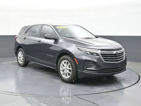 Used 2022 Chevrolet Equinox LS w/ Driver Confidence II Package FWD image 19