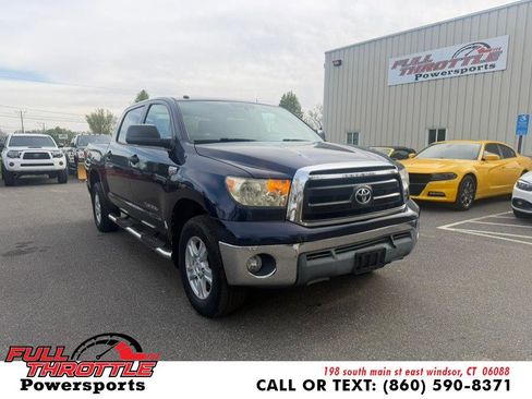 Used 2012 Toyota Tundra 4x4 CrewMax w/ SR5 Pkg image 1
