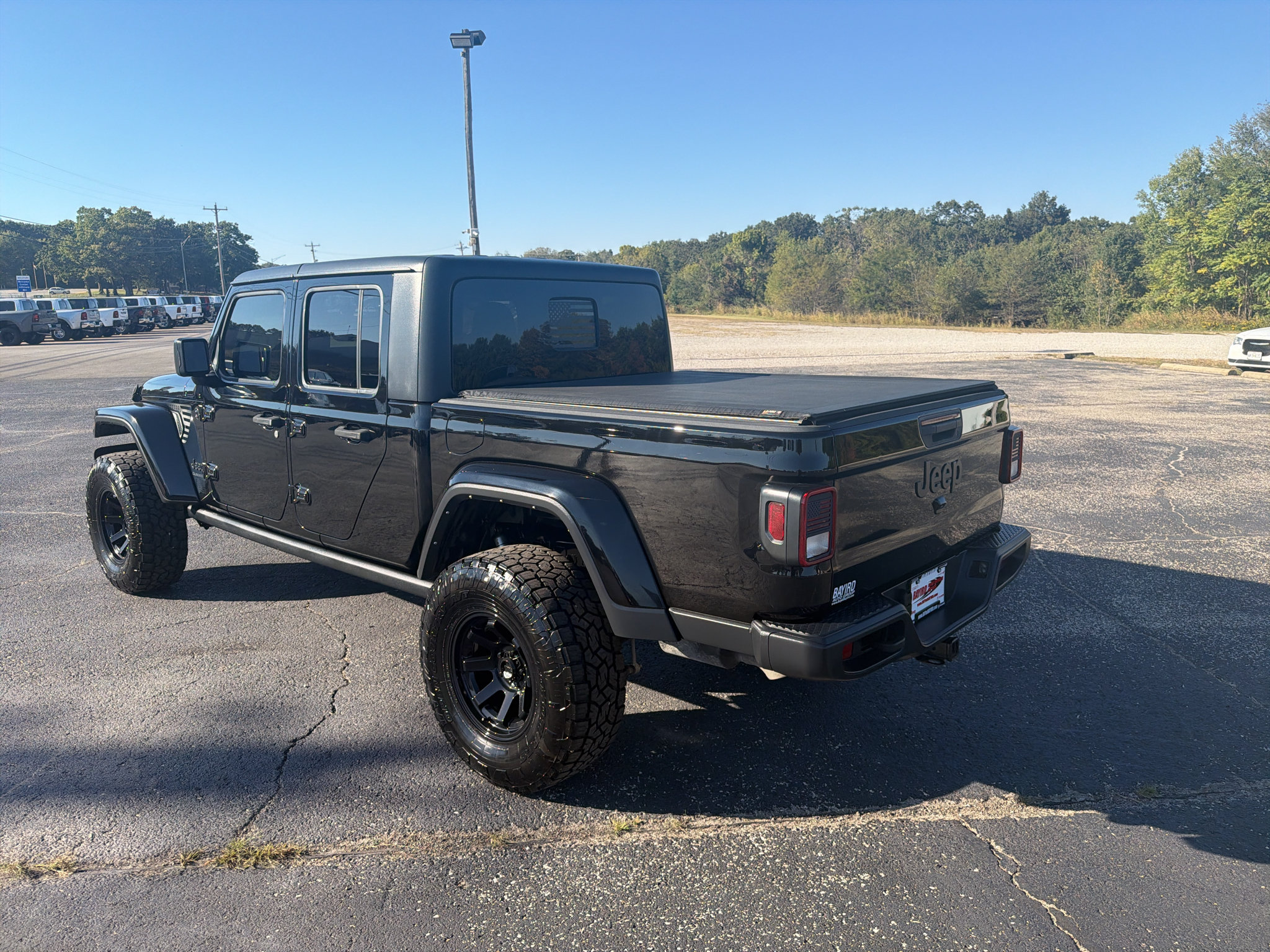 Used 2021 Jeep Gladiator Sport AWD/4WD image 3